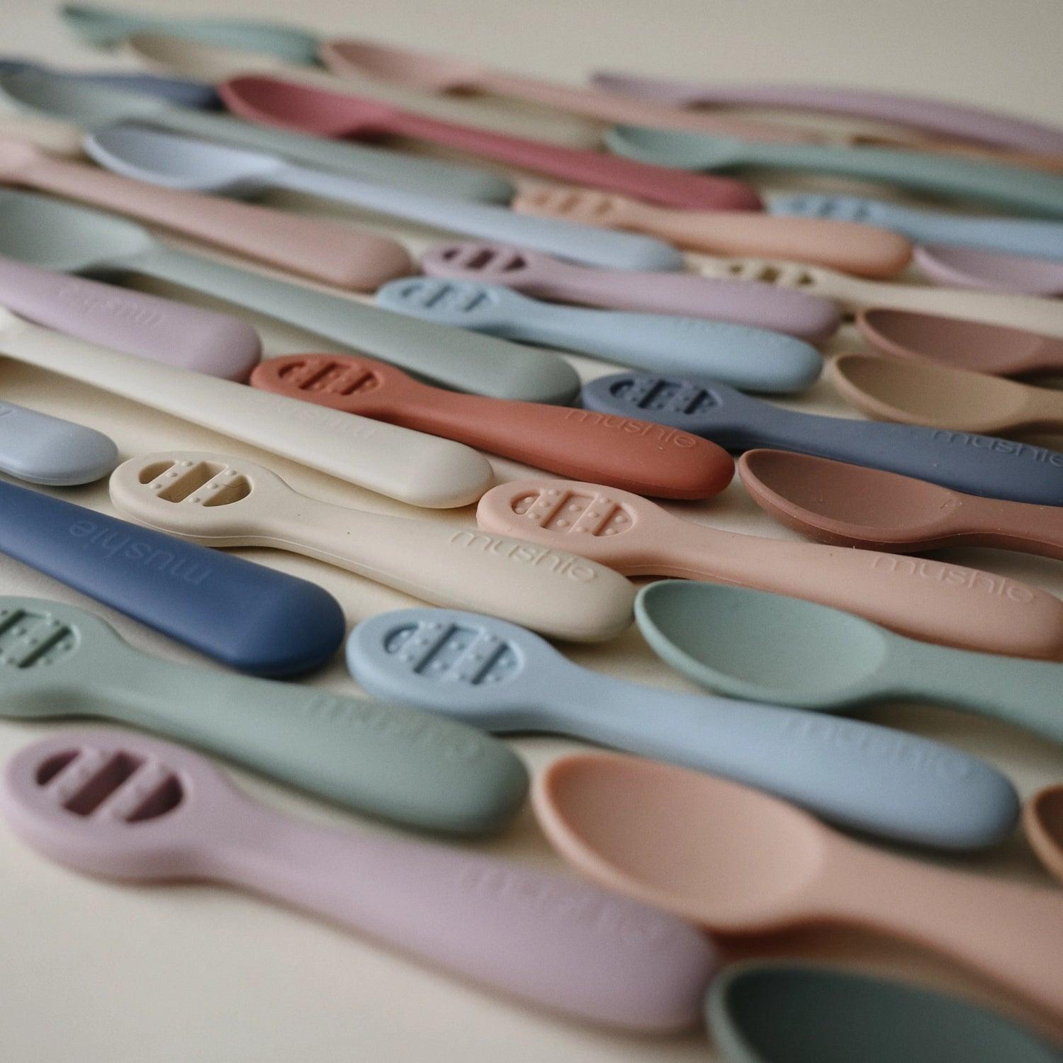 Mushie First Feeding Silicone Baby Spoons, 2pk (3 Colors) - Pupsik Singapore
