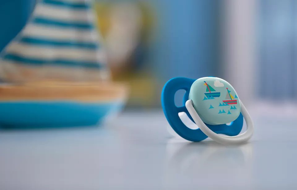 Philips Avent Ultra Air Pacifier, 2pk - 6-18M (14 Designs) - Pupsik Singapore