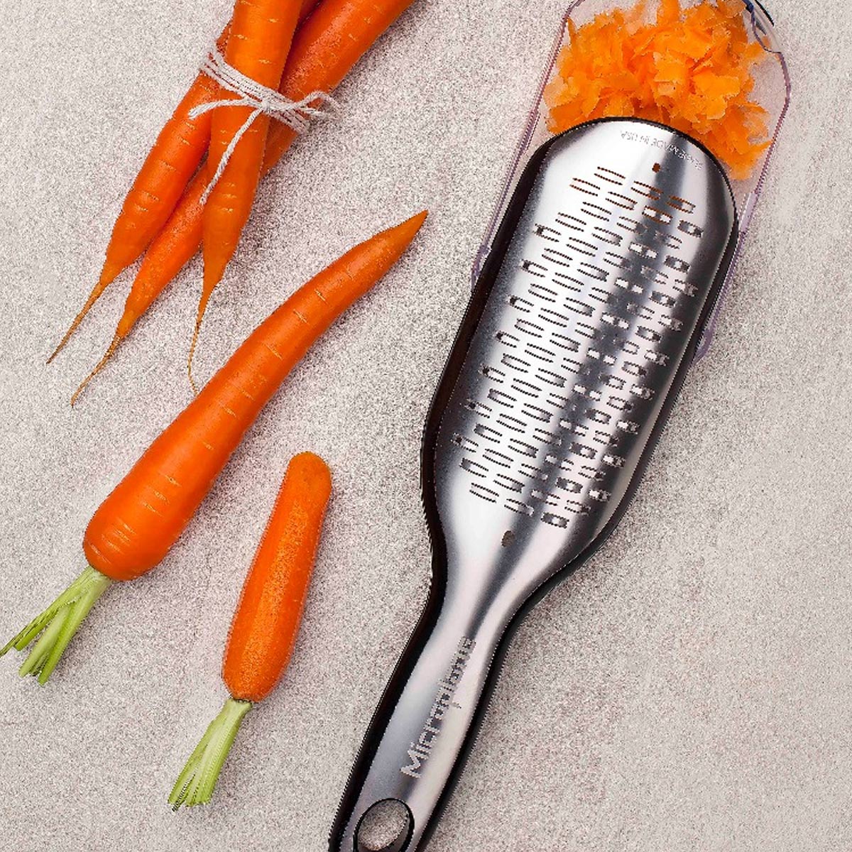 Microplane Elite Ribbon Cheese Grater with Catcher - Black