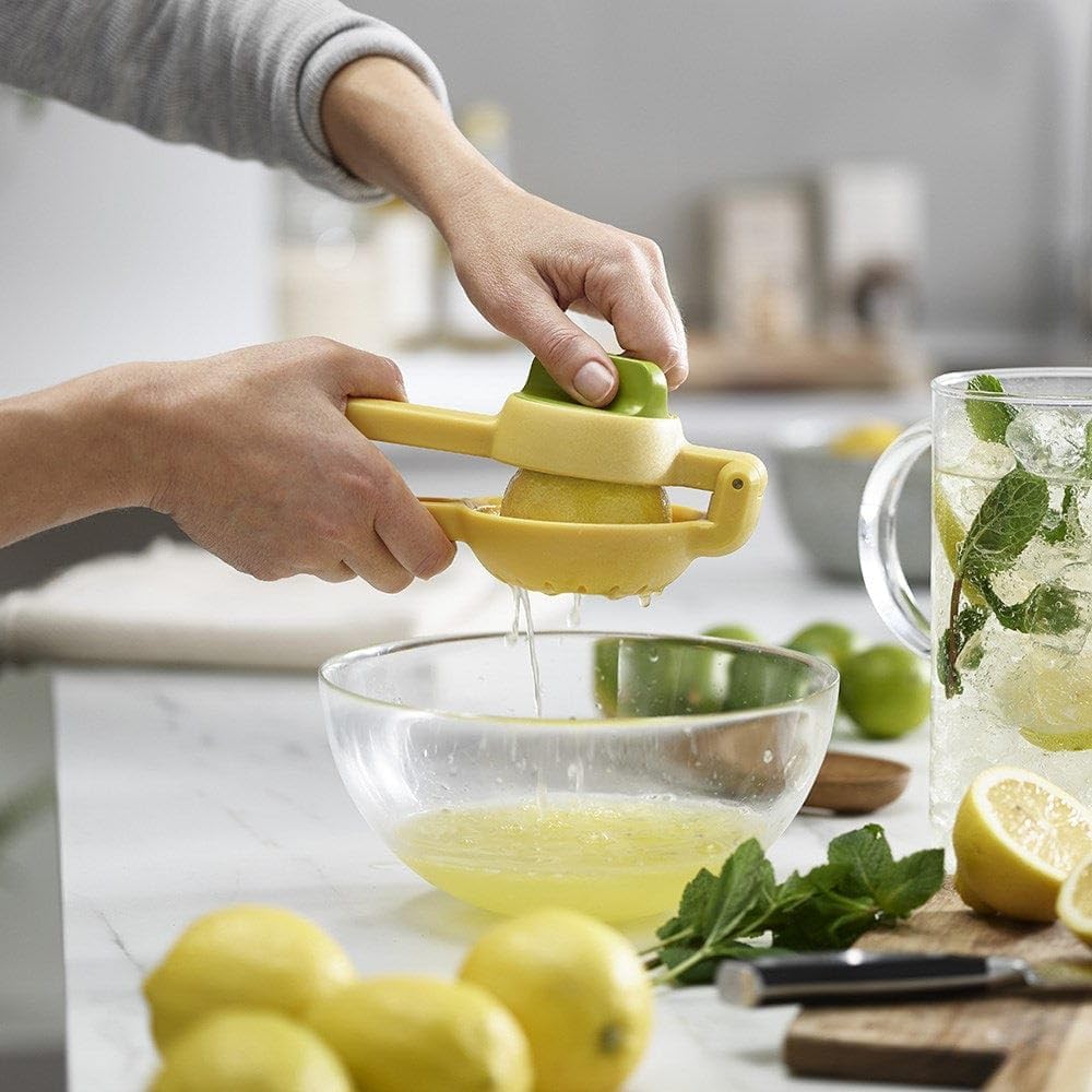 Joseph Joseph JuiceMax Dual-Action Citrus Press - Yellow