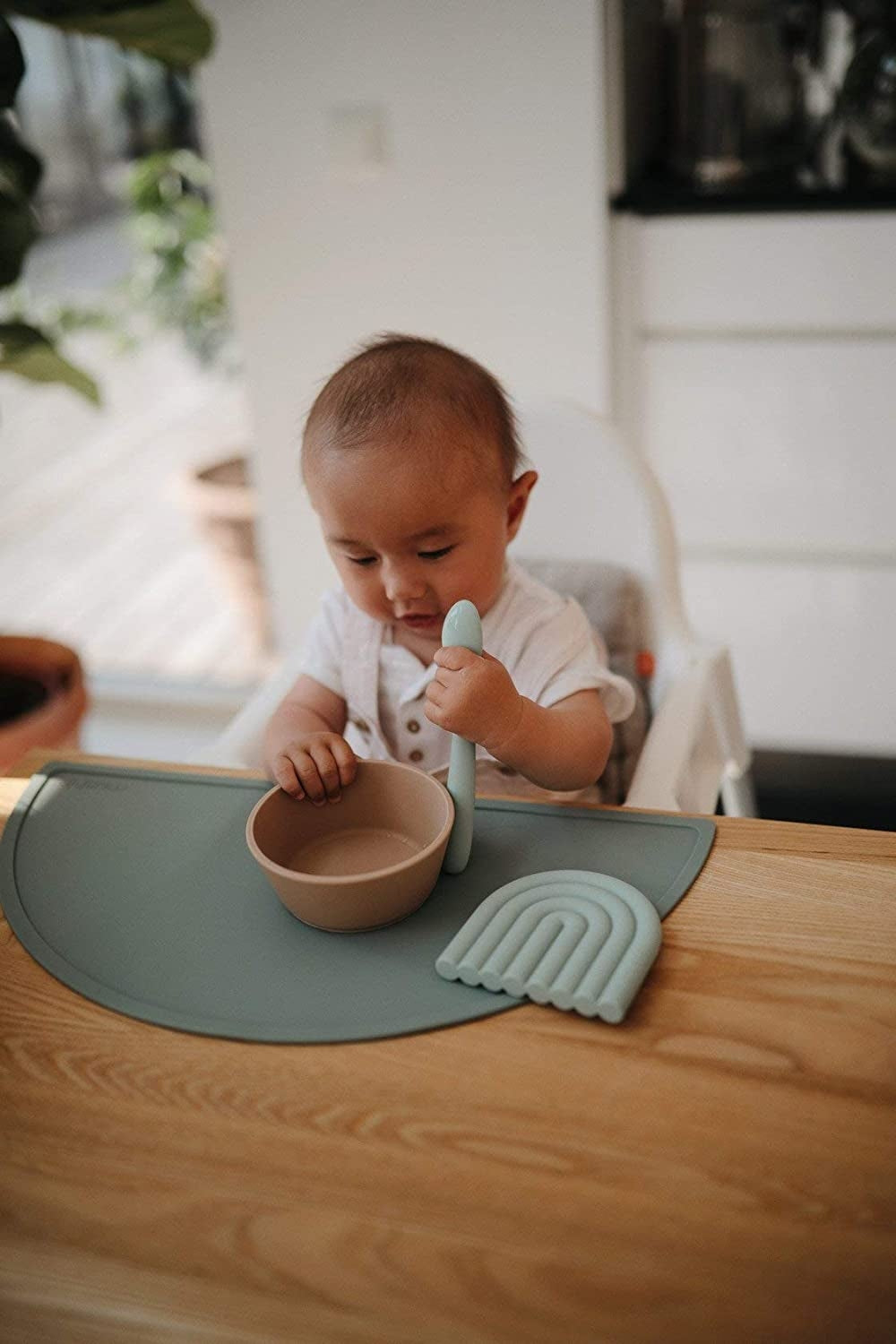 Mushie Silicone Suction Bowl (12 Colours) - Pupsik Singapore