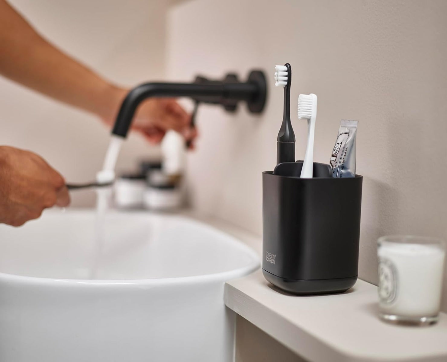 Joseph Joseph EasyStore Matt Toothbrush Caddy - Black