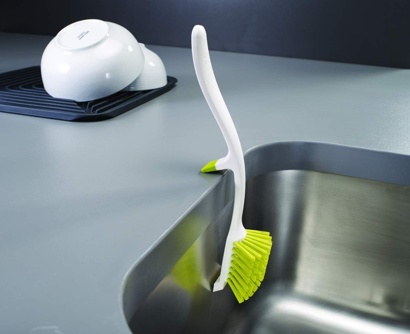 Joseph Joseph Edge Dish Brush - Grey