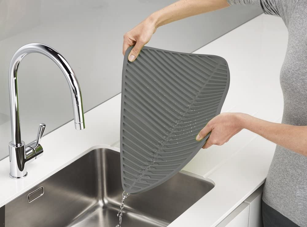 Joseph Joseph Flume Large Dish Draining Mat - Grey