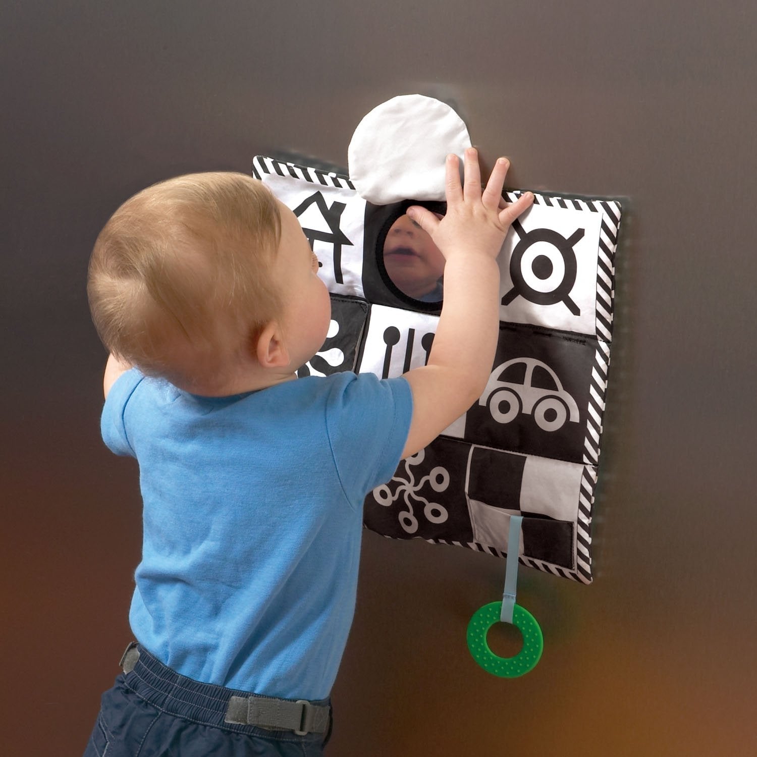 Manhattan Toy Wimmer-Ferguson 3-in-1 Triangle Activity Playmat
