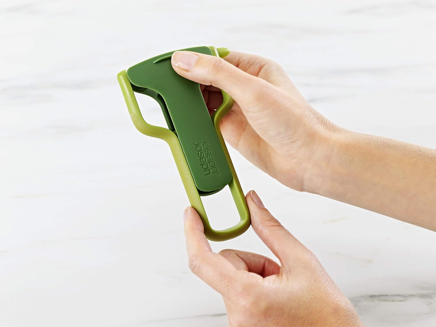 Joseph Joseph Safestore Straight Peeler - Green
