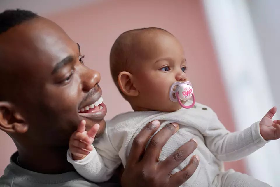 Philips Avent Ultra Air Pacifier, 2pk - 0-6M (8 Designs) - Pupsik Singapore