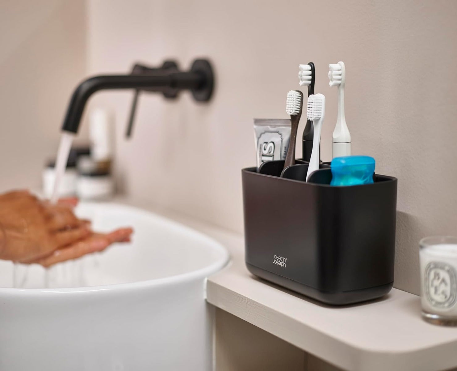 Joseph Joseph EasyStore Matt Large Toothbrush Caddy - Black
