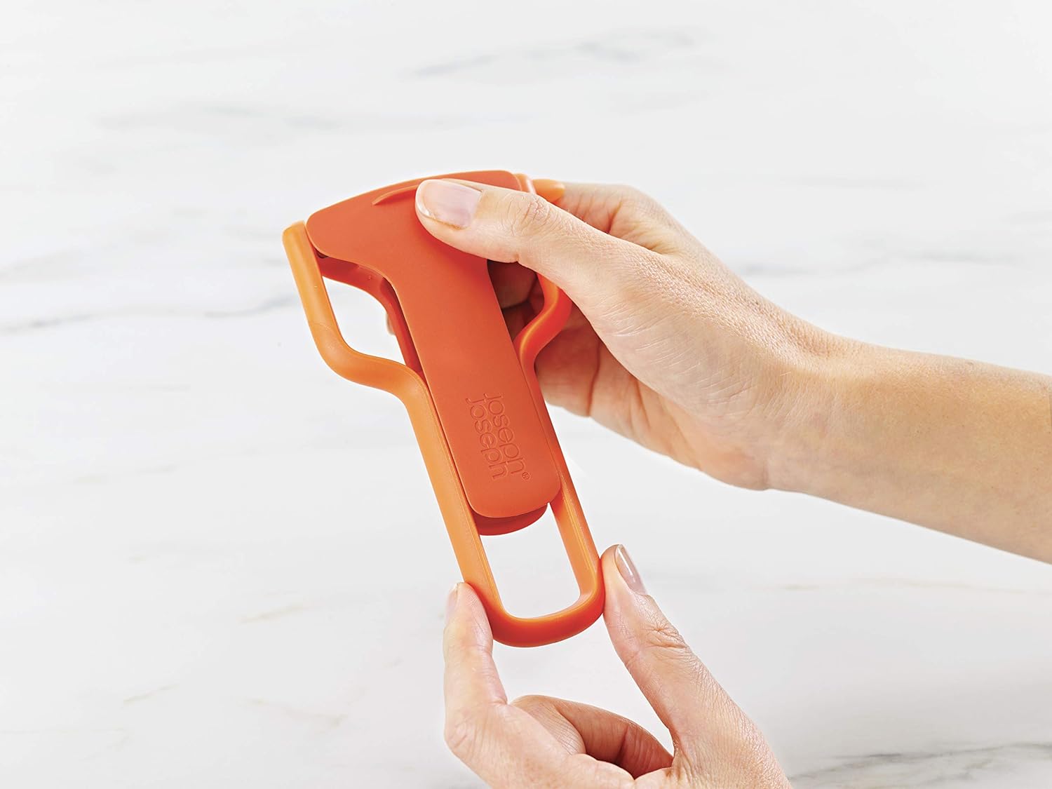 Joseph Joseph Safestore Julienne Peeler - Orange