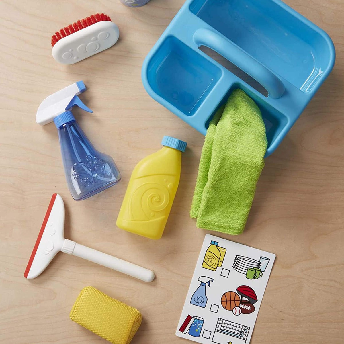 Melissa & Doug Let's Play House! Spray, Squirt & Squeegee Play Set