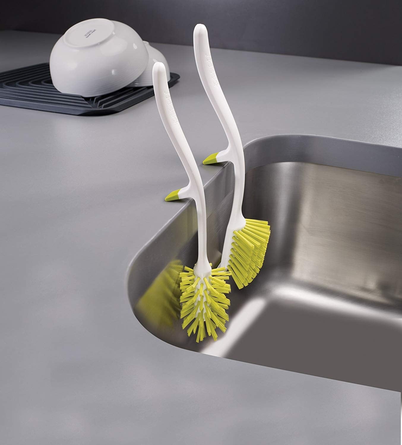 Joseph Joseph Edge Dish Brush - Green/White