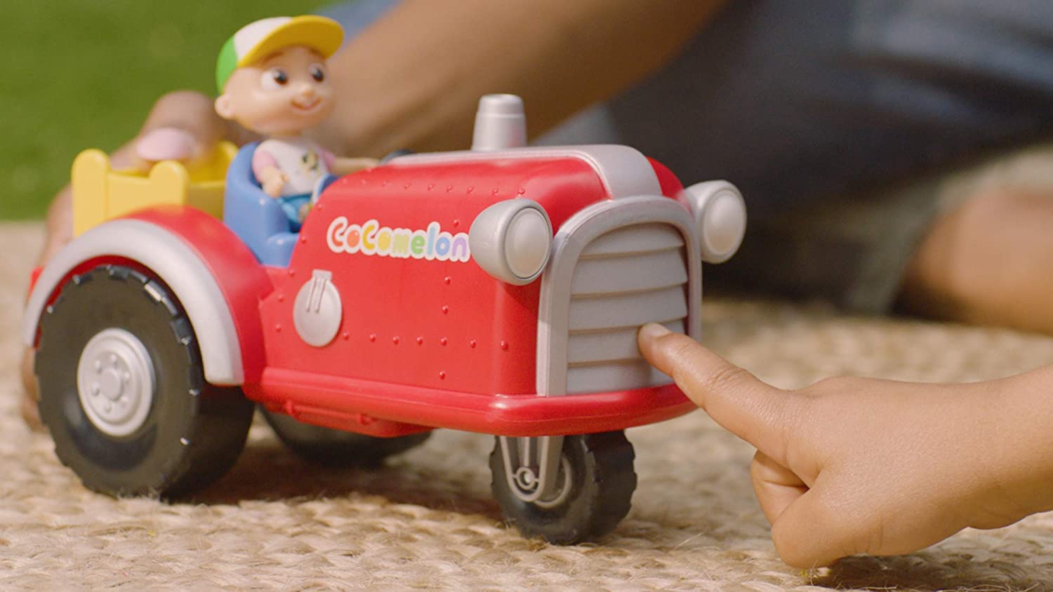 Cocomelon Feature Musical Tractor