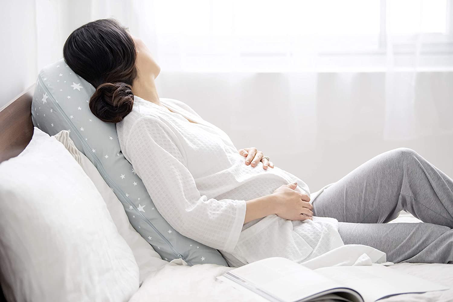 Medela Maternity and Nursing Pillow (170 x 32cm)
