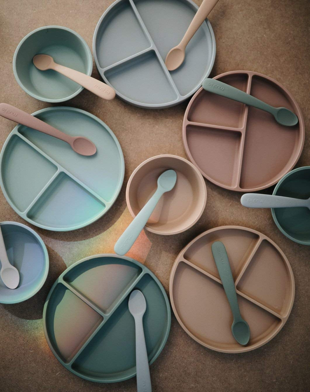 Mushie Silicone Suction Baby Plate (12 Colours) - Pupsik Singapore
