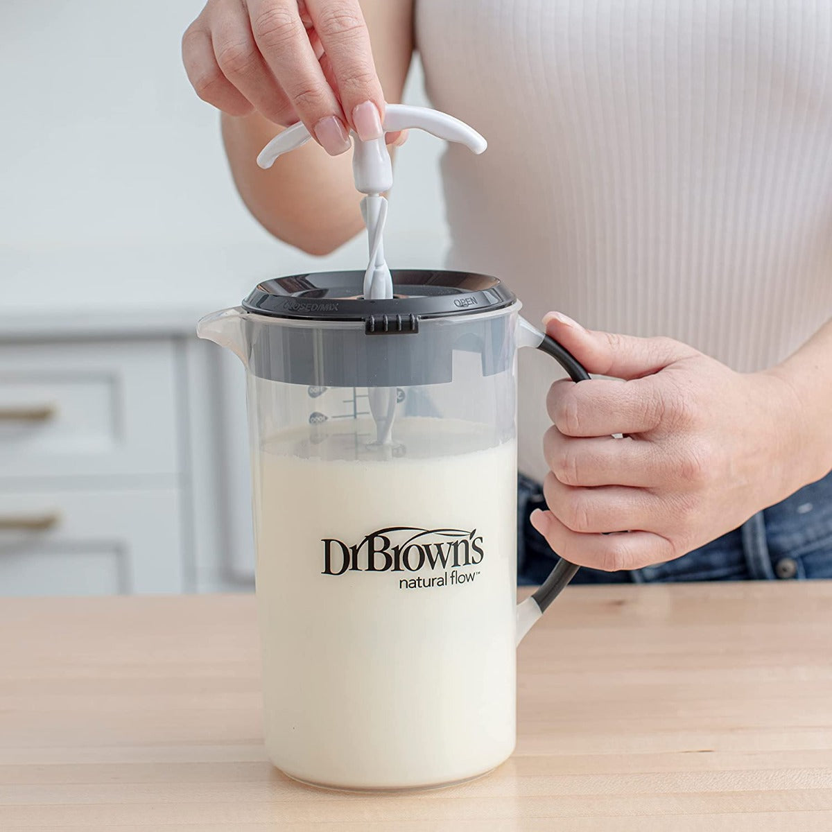 Dr. Brown’s Natural Flow® Formula Mixing Pitcher (5 Colors) - Pupsik Singapore