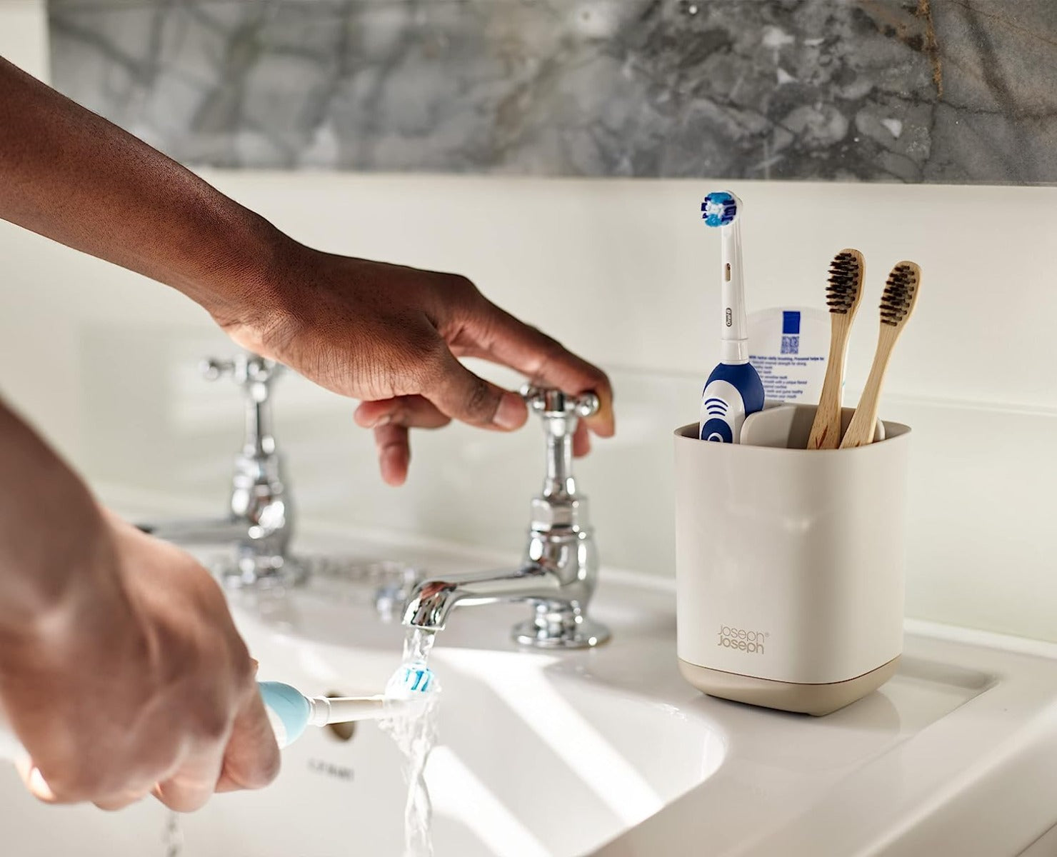 Joseph Joseph EasyStore Toothbrush Caddy (2 Colors) - Pupsik Singapore