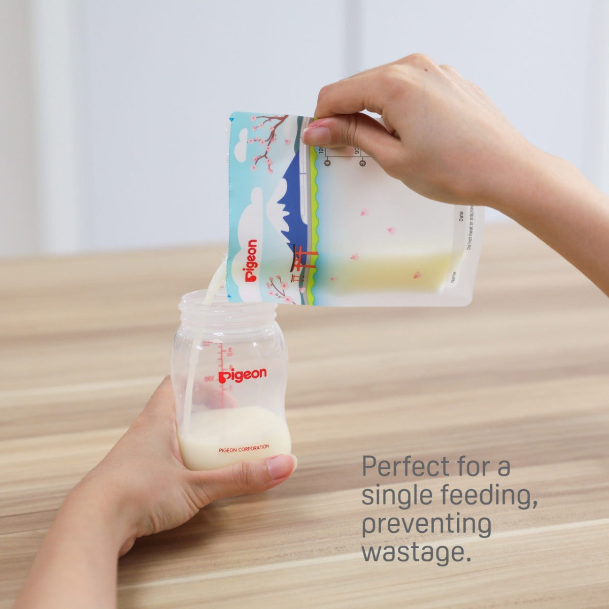 Pigeon Breastmilk Storage Bags, 120ml (25pcs) - Holiday (Exp 11/30)