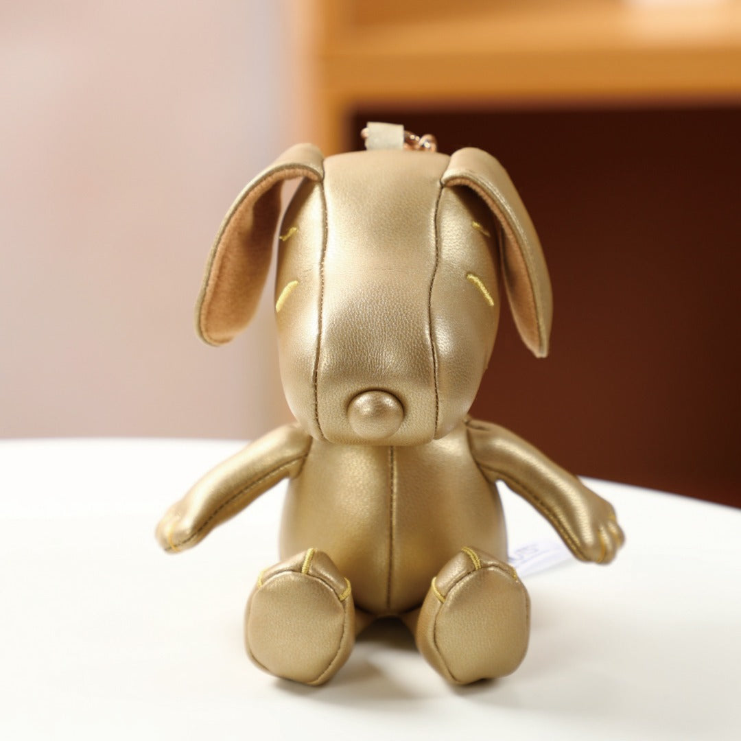 Peanuts Snoopy PU Golden Keychain