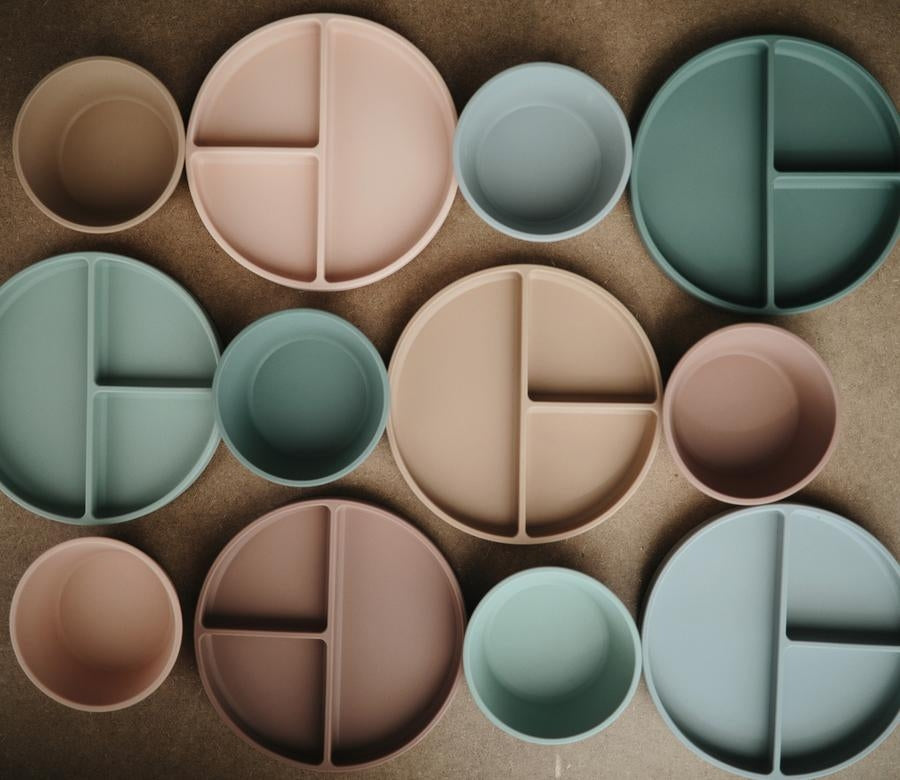 Mushie Silicone Suction Baby Plate (12 Colours) - Pupsik Singapore