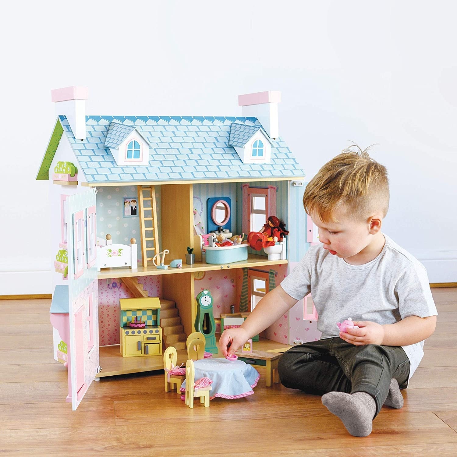 Le Toy Van Mayberry Manor Doll House