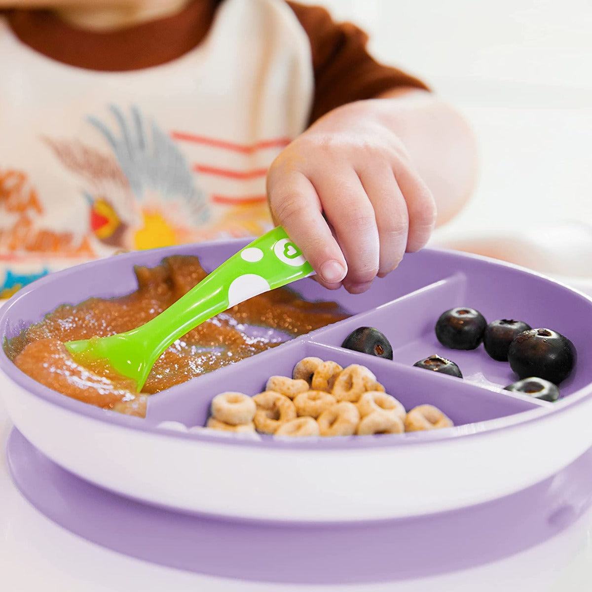 Munchkin Stay Put Suction Baby Plate (4 Colours)