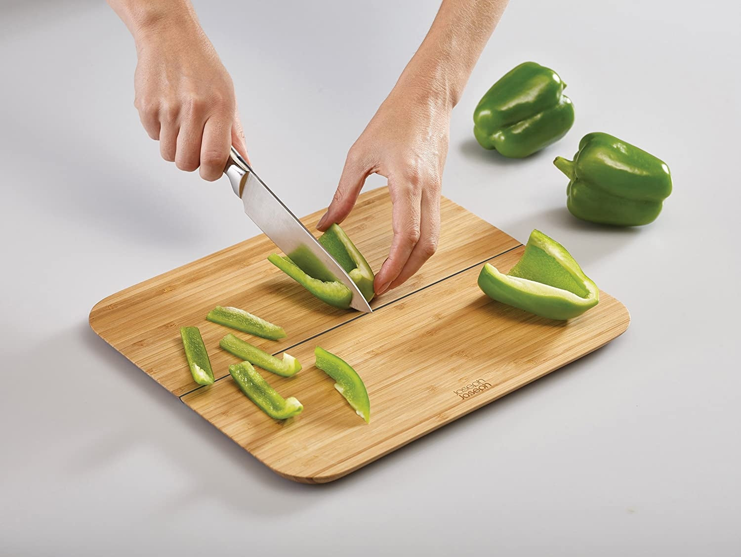 Joseph Joseph Chop2Pot Bamboo Folding Chopping Board - Large