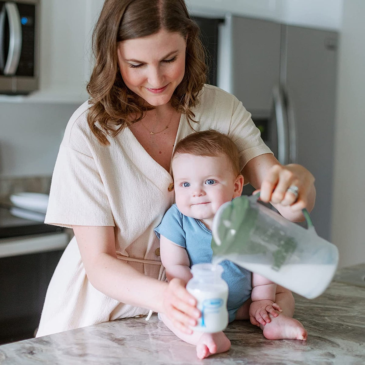 Dr. Brown’s Natural Flow® Formula Mixing Pitcher (5 Colors) - Pupsik Singapore