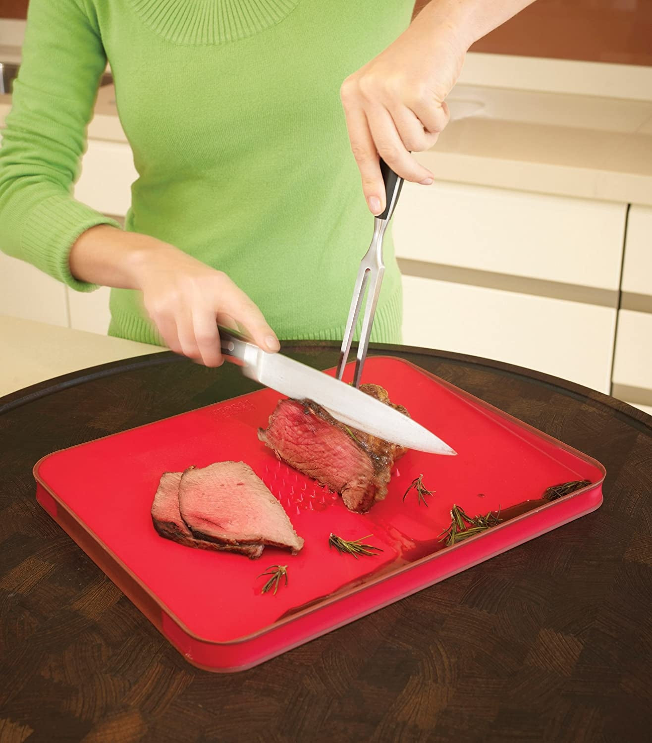 Joseph Joseph Cut&Carve Plus Chop Board (Large) - Red
