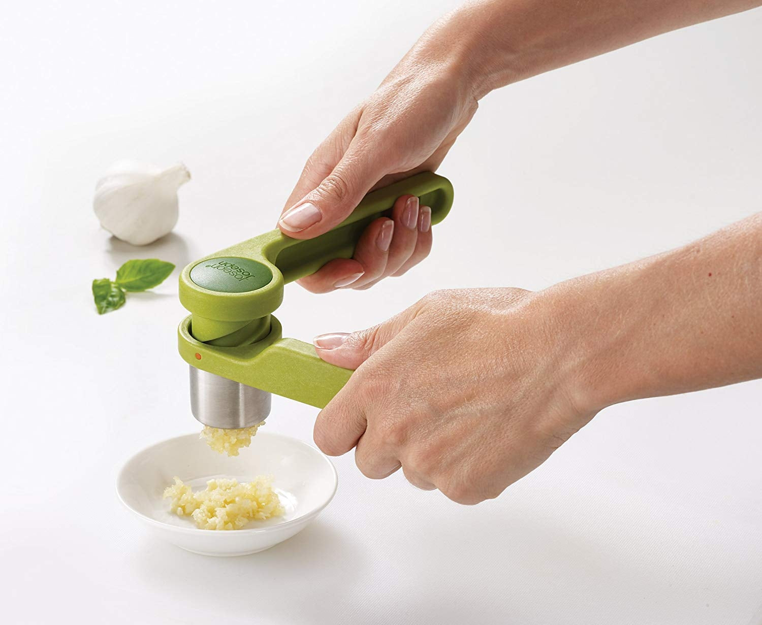 Joseph Joseph Helix Garlic Press