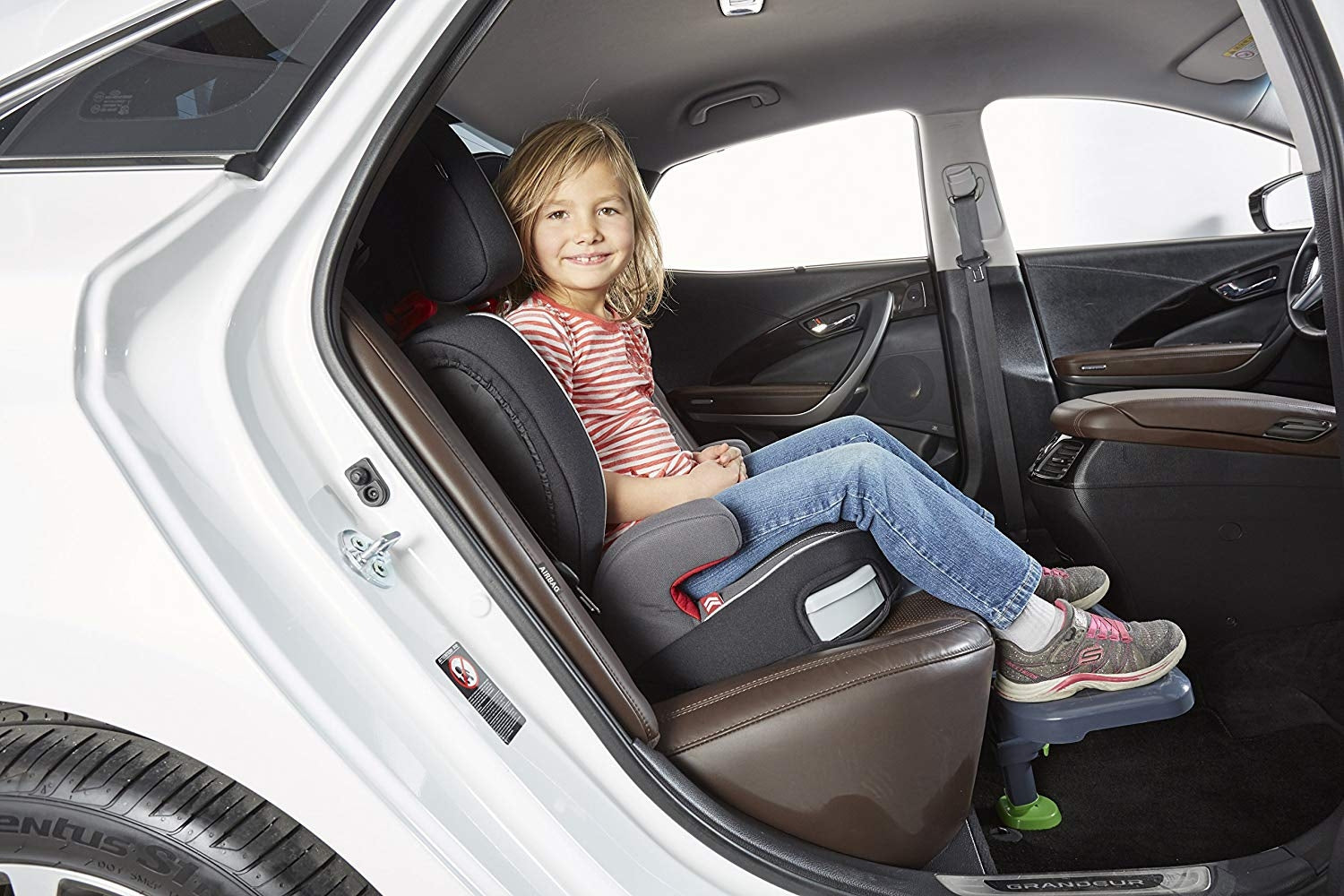 KneeGuard Kids 3 Car Seat Footrest - Grey