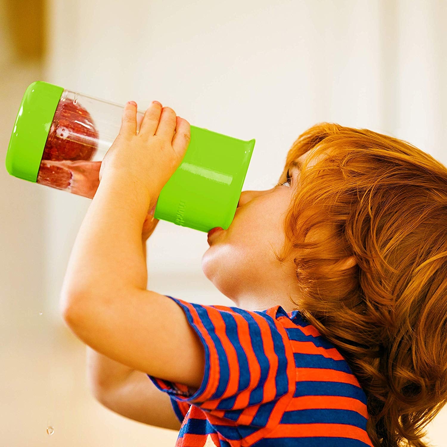 Munchkin Miracle 360° Fruit Infuser Toddler Spill-Proof Cup, 14oz (3 Colours) - Pupsik Singapore