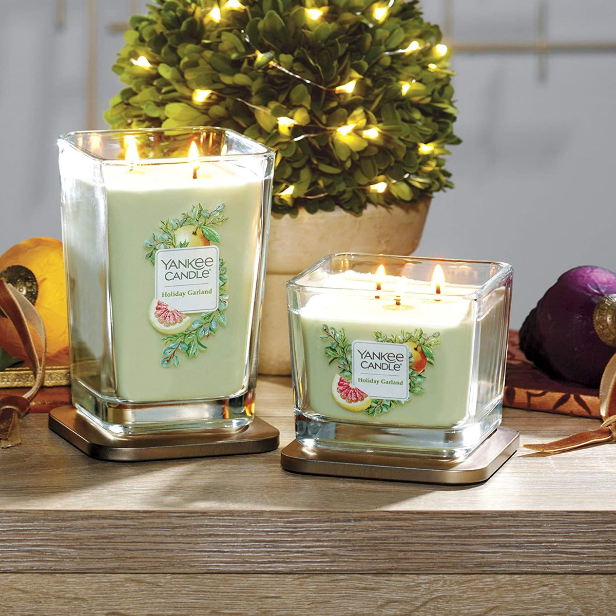 Yankee Candle Medium 3-Wick Square Candle (12.25oz) - Holiday Garland