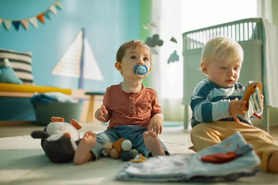 Philips Avent Ultra Air Pacifier, 2pk - 6-18M (14 Designs)