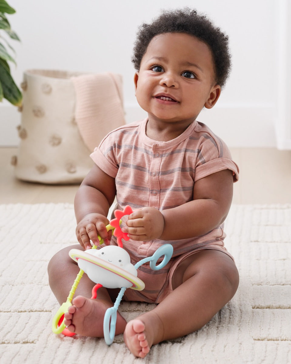 Skip Hop Silver Lining Cloud Pull & Play Sensory Toy
