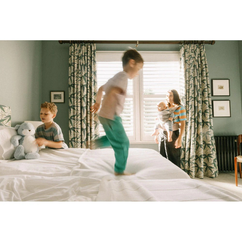 Ergobaby Omni Classic Mesh Baby Carrier (2 Colors)