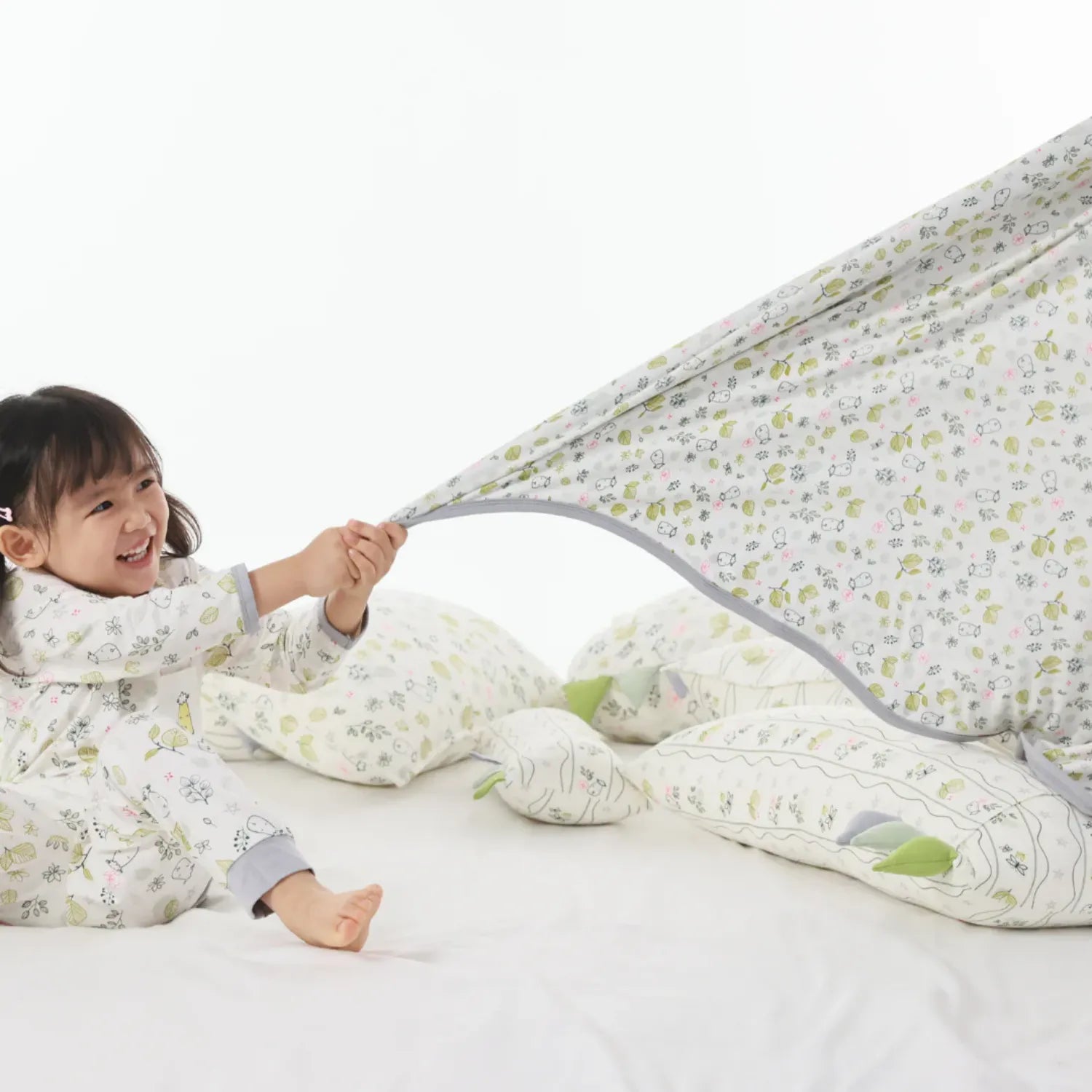 Baa Baa Sheepz Single Layer Blanket (80x100cm) (28 Designs) - Pupsik Singapore