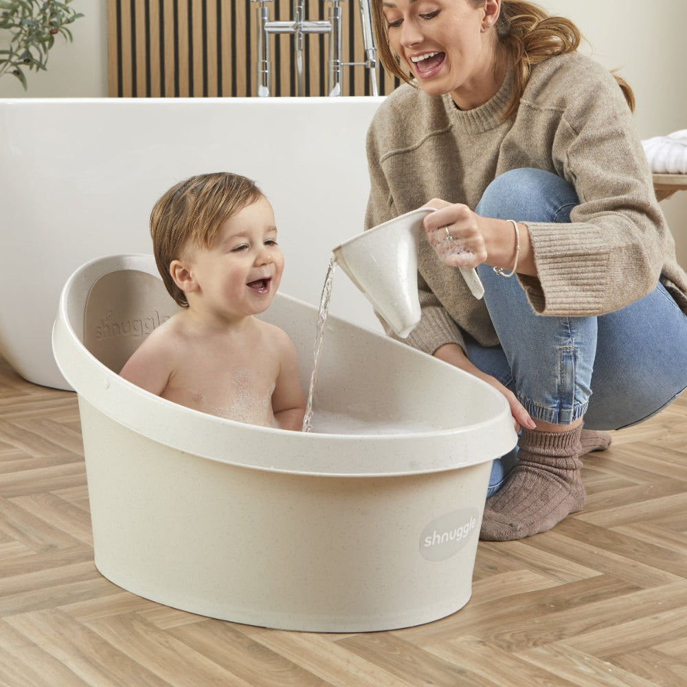 Shnuggle Washy Rinsing Bath Jug (2 Colors)