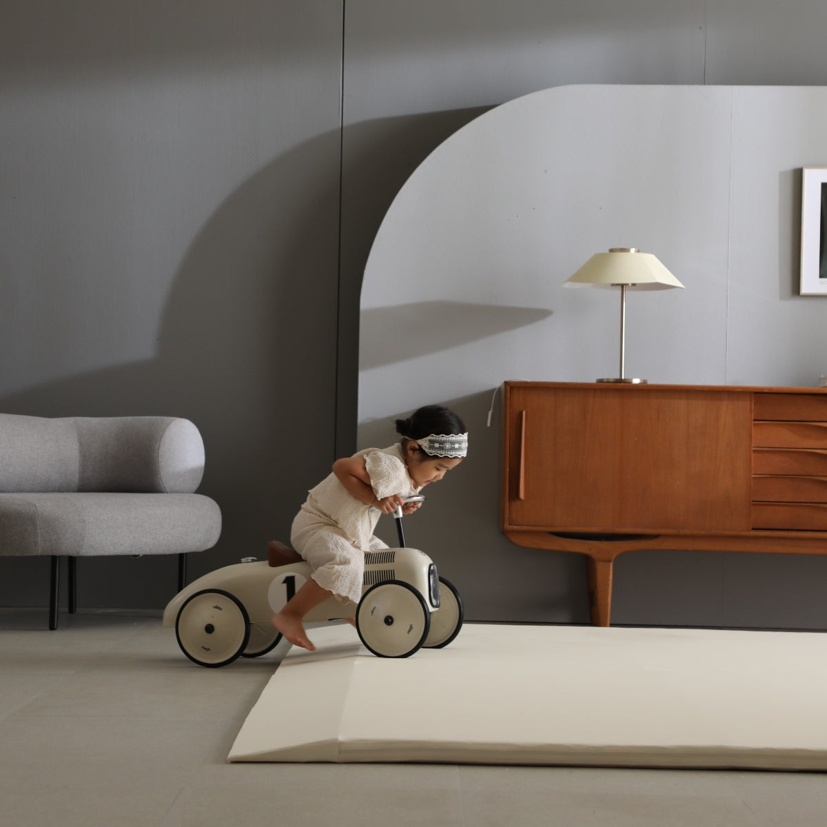 Creamhaus Slide FREE Folding Playmat (210x140x4cm) - Cream