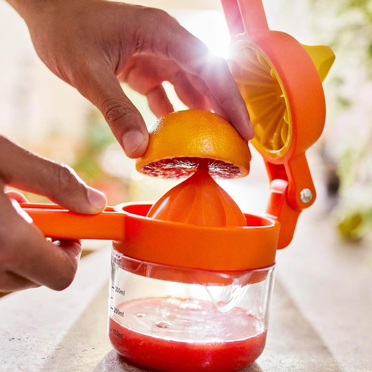 Joseph Joseph JuiceMax Dual-Action Citrus Press (2 Types)