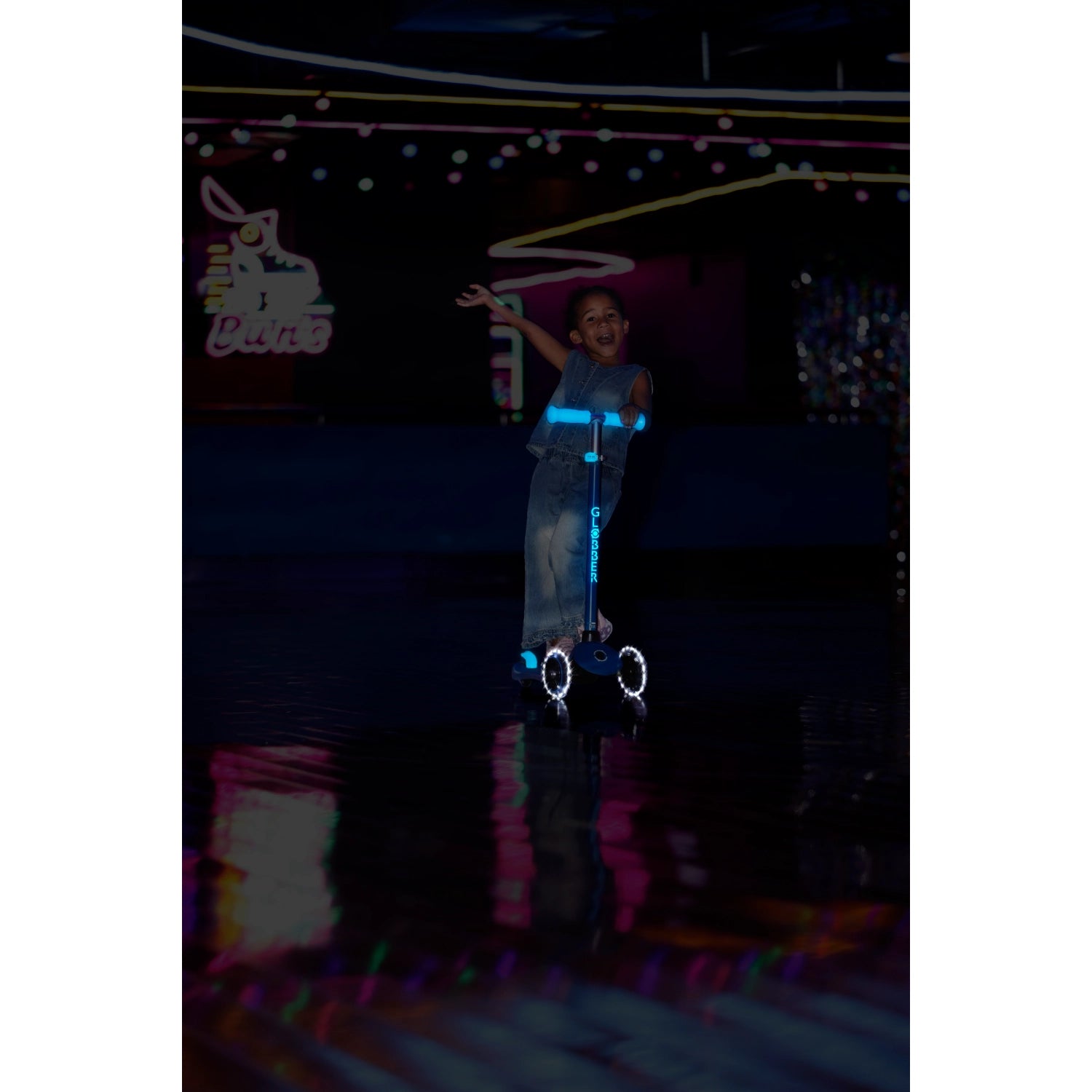 Globber Primo Foldable Lights 3 Wheel Scooter (LED Wheels) (13 Types) | 3-7Y - Pupsik Singapore