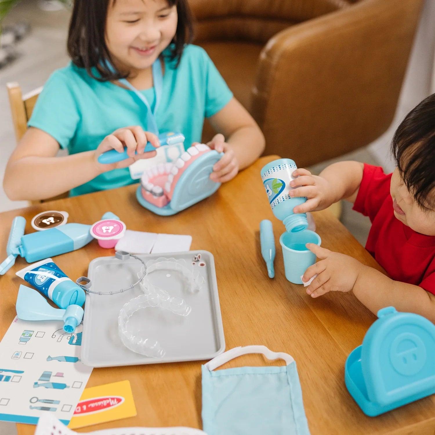 Melissa & Doug Super Smile Dentist Pretend Play Set - Pupsik Singapore