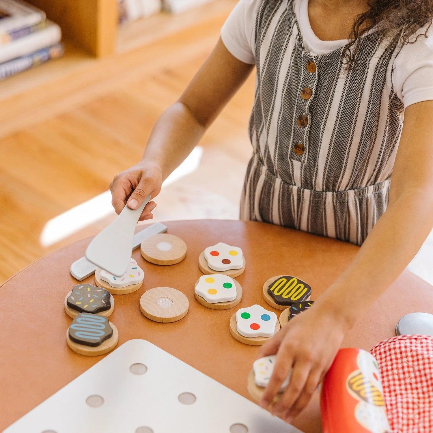 Melissa & Doug Slice & Bake Cookie Set - Wooden Play Food - Pupsik Singapore