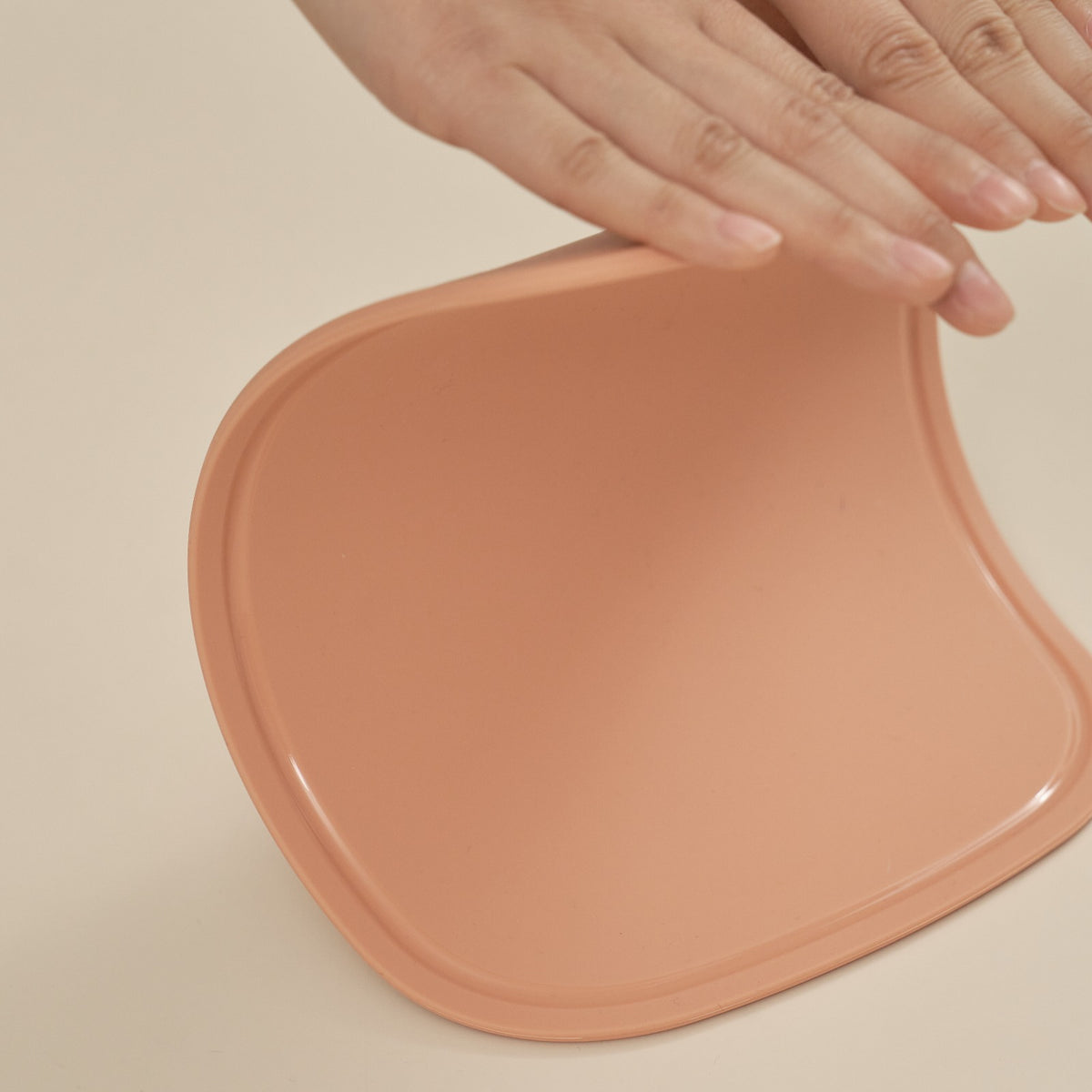 Moyuum Silicone Baby Food Cutting Board (3 Colors)