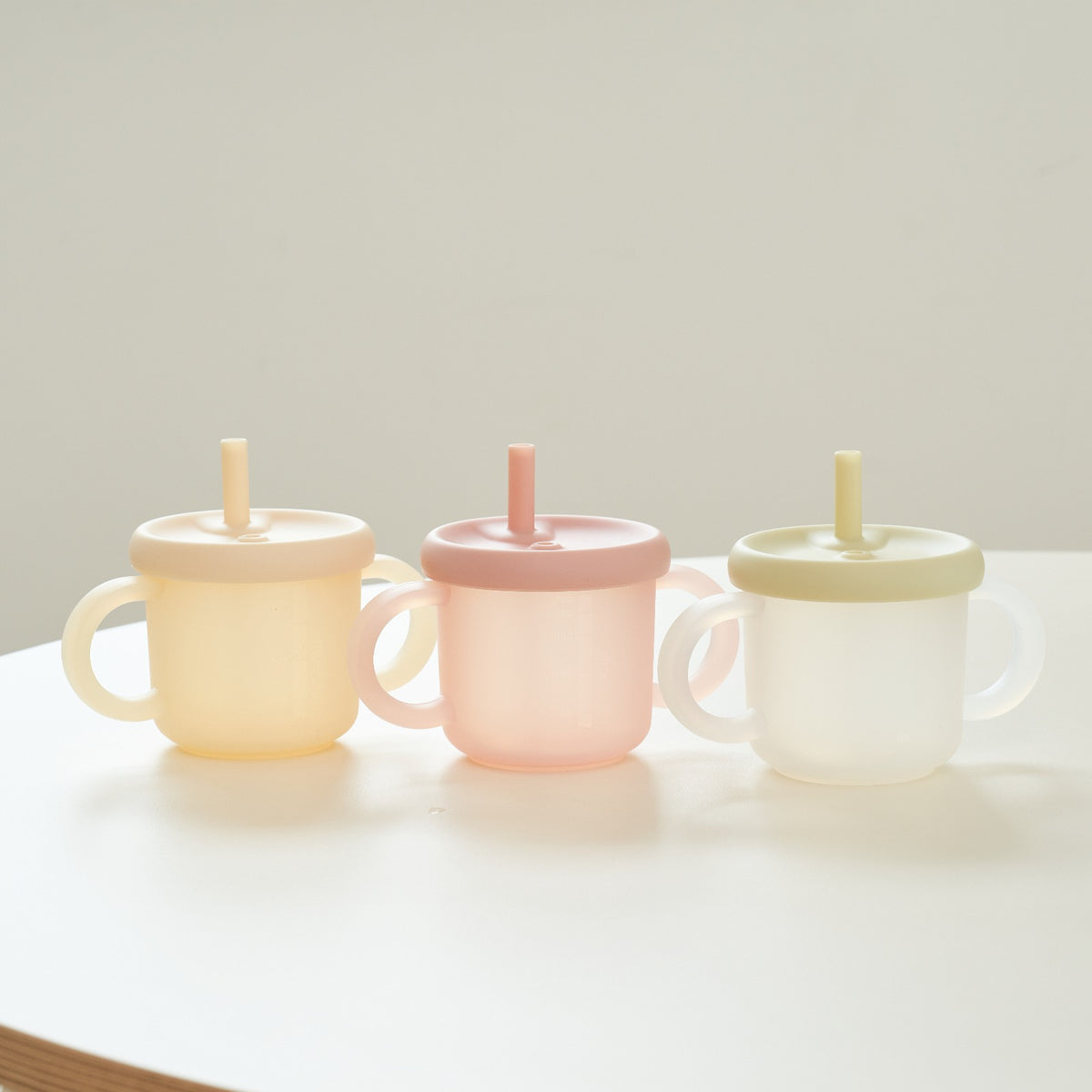 Moyuum All-Silicone Dual Handle Baby Cup (3 Colors)