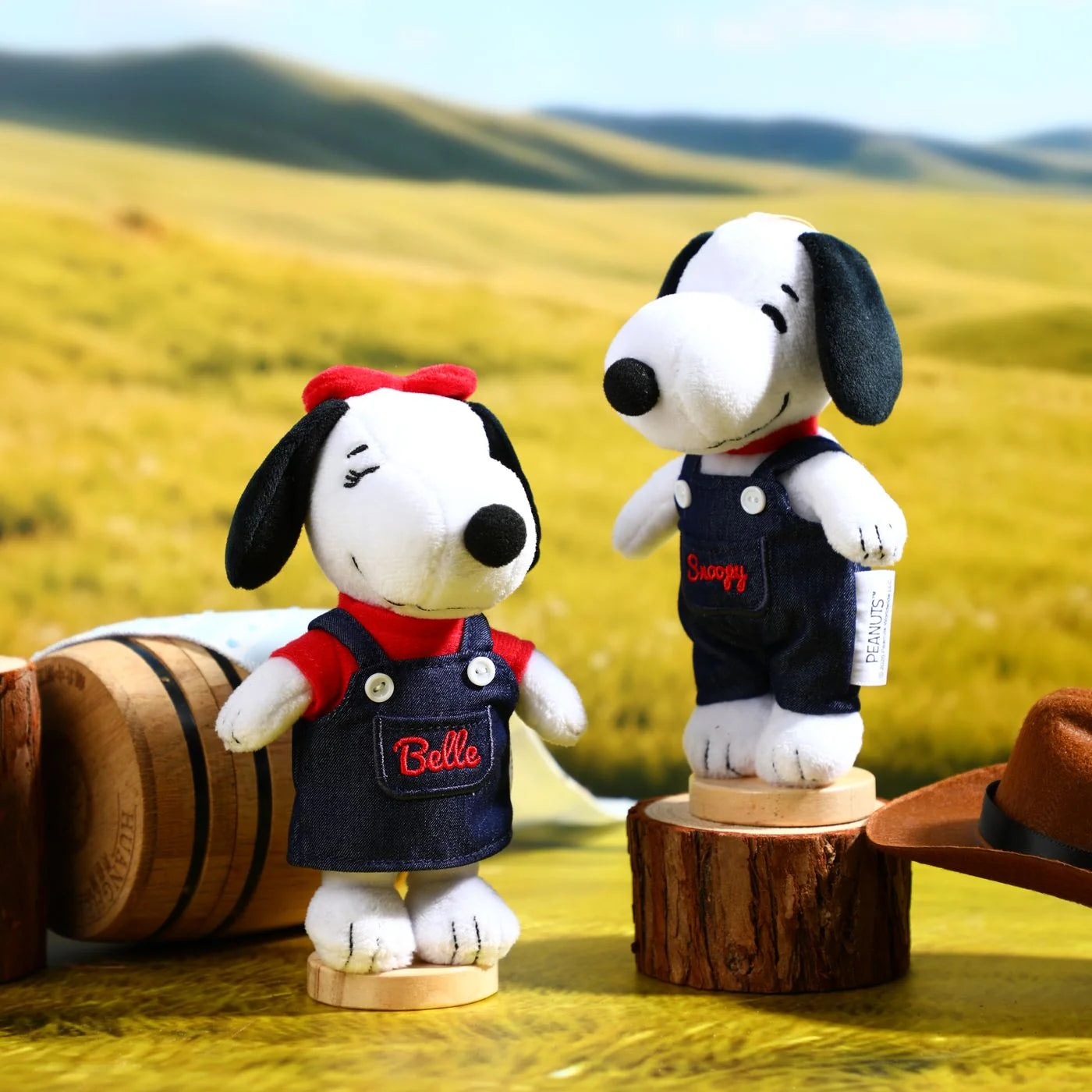 Peanuts x VIPO Snoopy Plush Keychain Blind Box, 1pk (Denim Series)