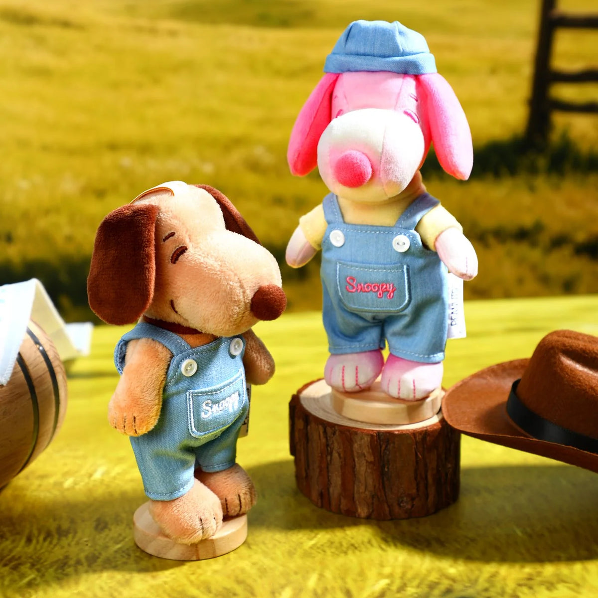 Peanuts x VIPO Snoopy Plush Keychain Blind Box, 1pk (Denim Series)