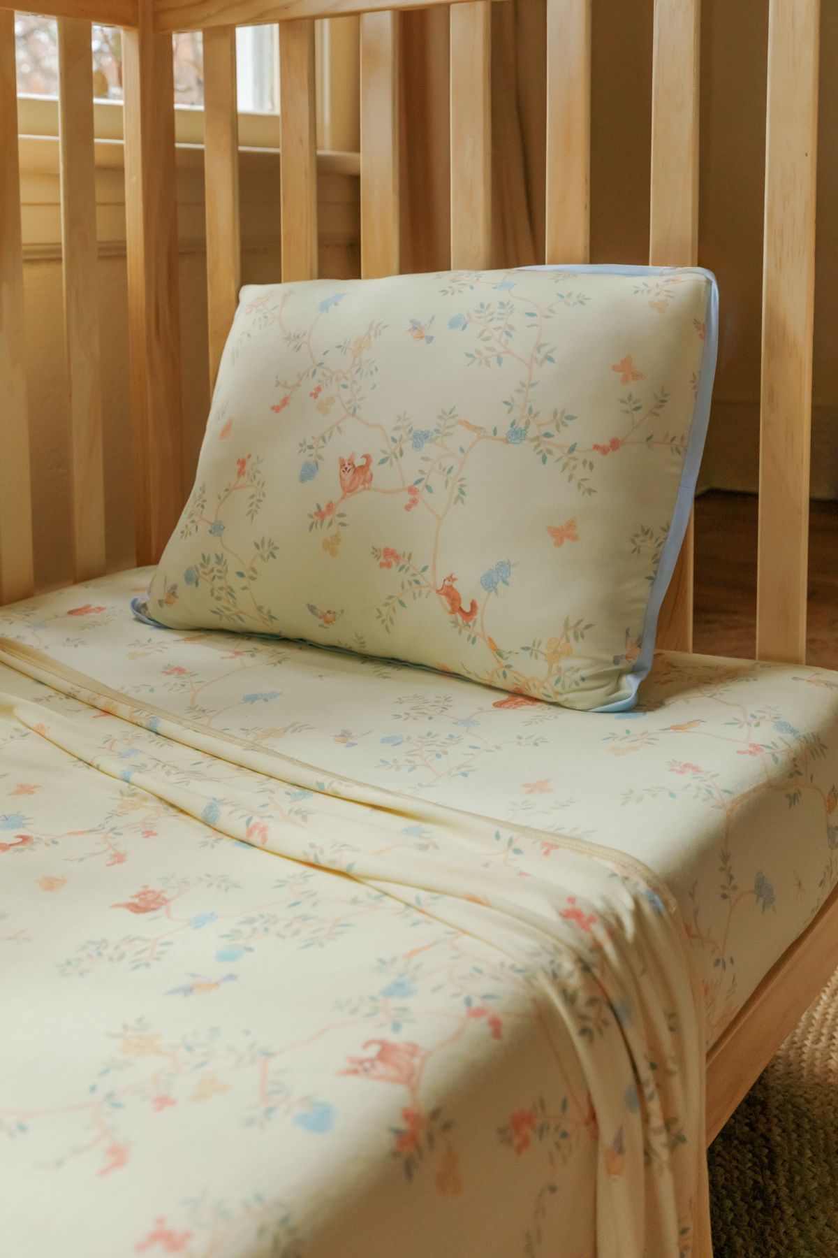 House of Holly Luxe Bamboo Blanket +  Free pillowcase for M size pillows (23 Designs) - Pupsik Singapore