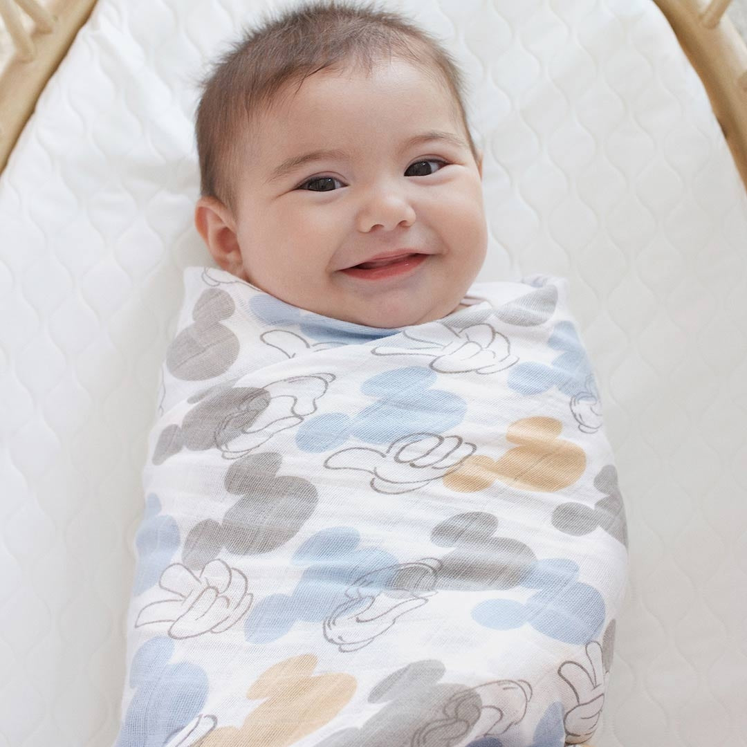 Aden Anais Classic Muslin Cotton Swaddle (47 x 47 in), 3pk - Mickey & Minnie