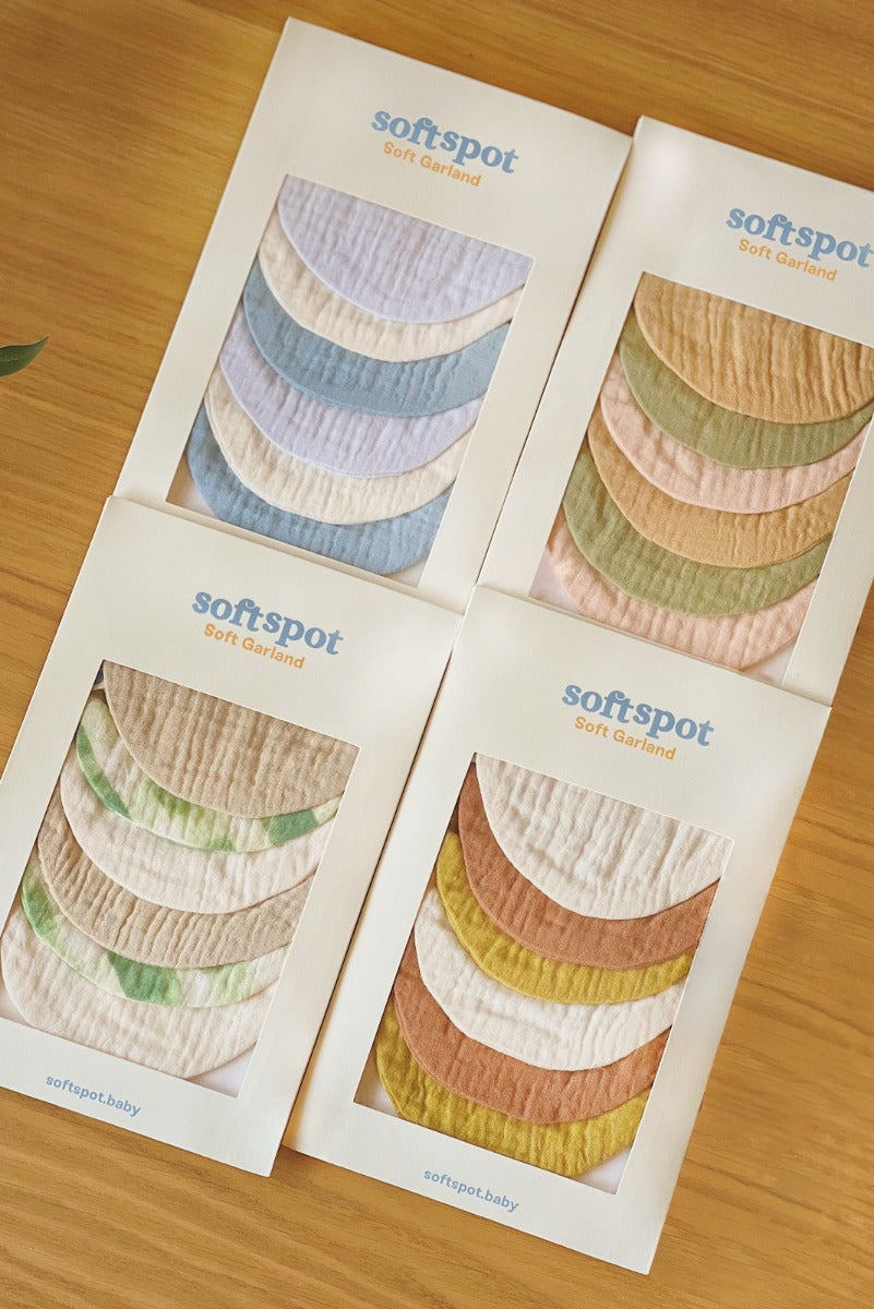 Soft Spot Soft Petal Garland (4 Colors)