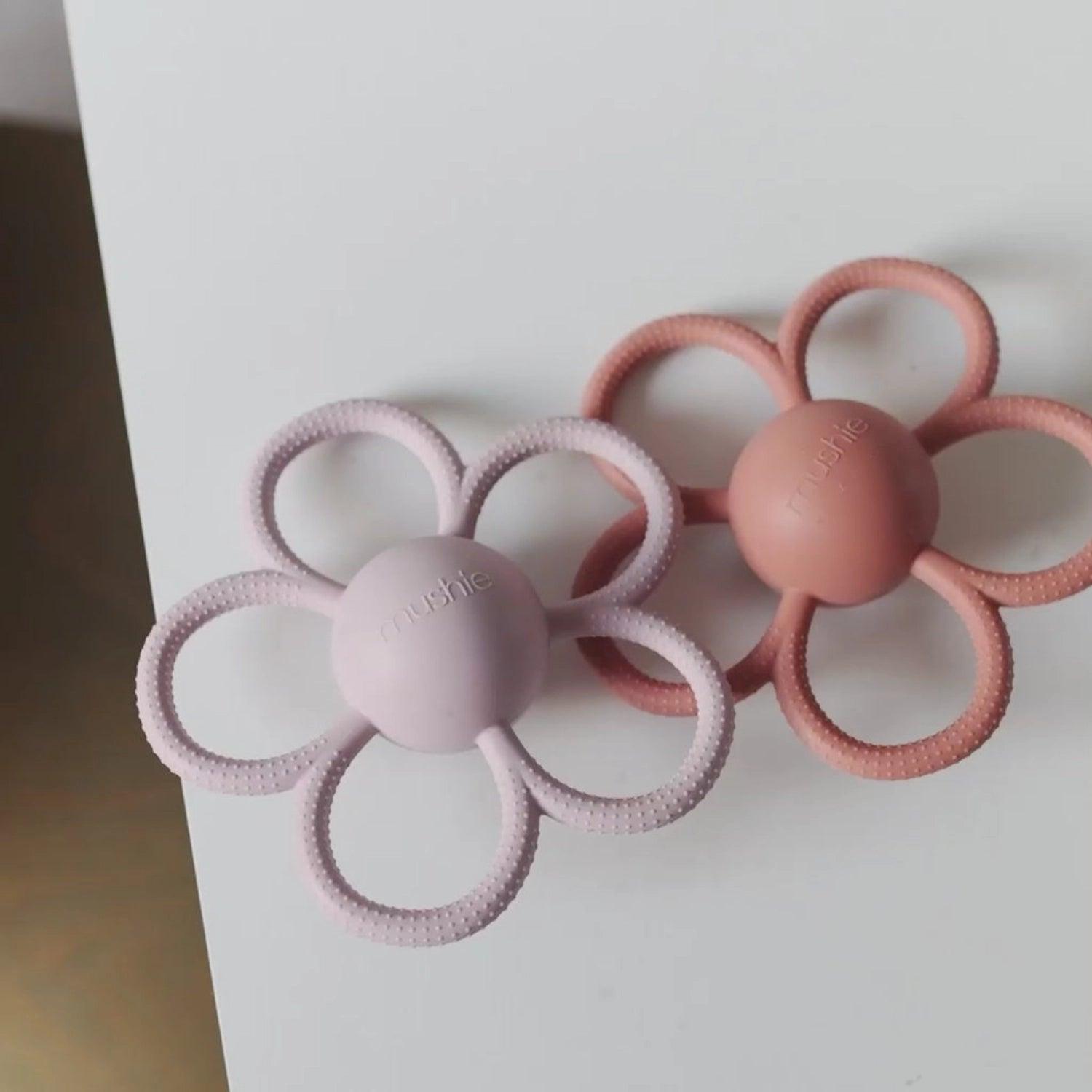 Mushie Daisy Rattle Teether (2 Colors) - Pupsik Singapore